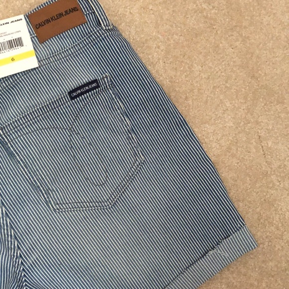 Calvin Klein railroad stripe jeans shorts Size 6 - Picture 9 of 10